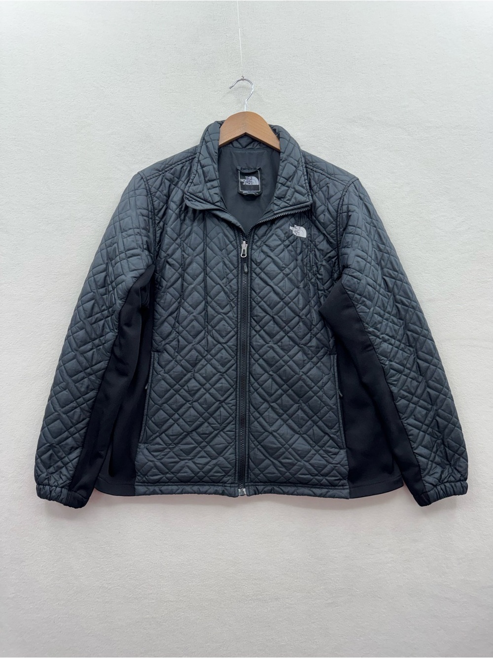 The North Face Women’s XL Black Quilted Full Zip Jacket